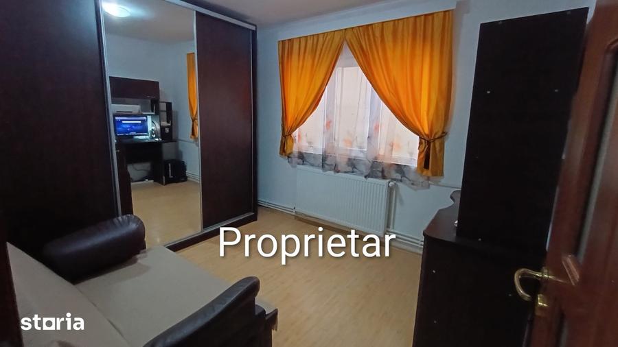 Apartament cu 2 camere semidecomandat în Sud