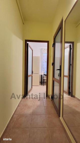 Floreasca, Bach, centrala de apartament, bloc anvelopat, decomandat - 5