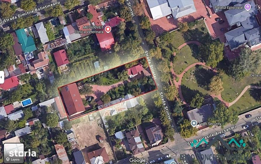 Casă cu Teren 1657 Mp în Central