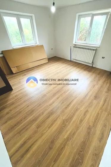 Casă cu 3 camere cu Teren 987 Mp în Războieni