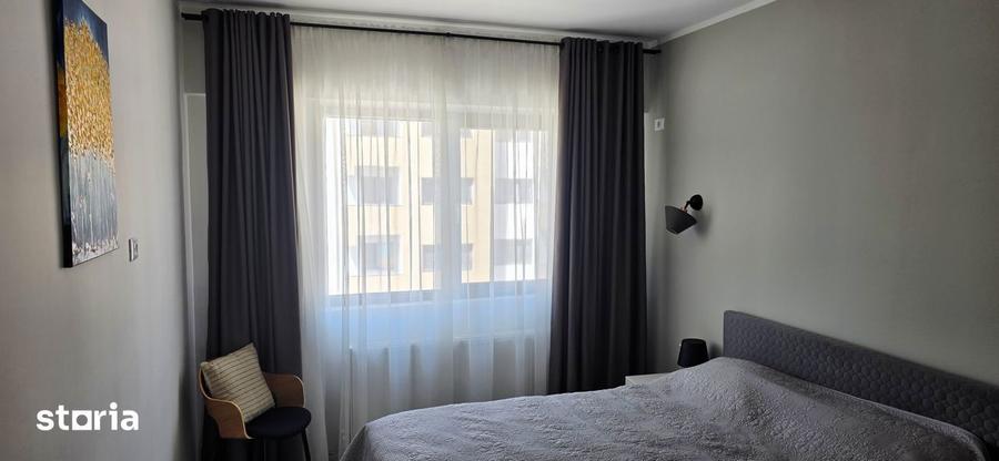 Apartament 4 camere, 3 balcoane, 2 garaje - 8