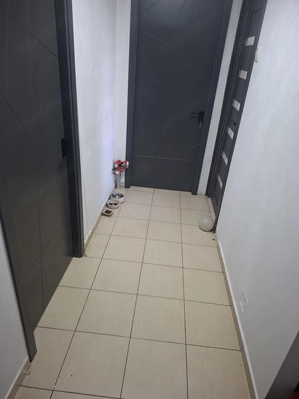 Apartament cu 2 camere decomandat în Berceni