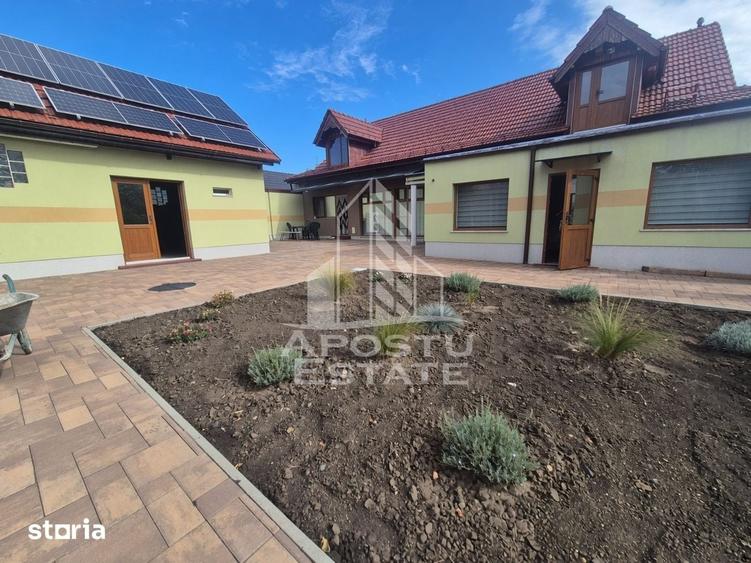 Casă cu 5 camere cu Teren 563 Mp în Cărpiniș