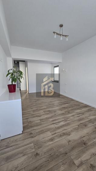 Casă individuală cu 4 camere cu Canalizare în Balotești