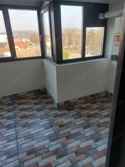 Apartament cu 3 camere decomandat în Ostroveni