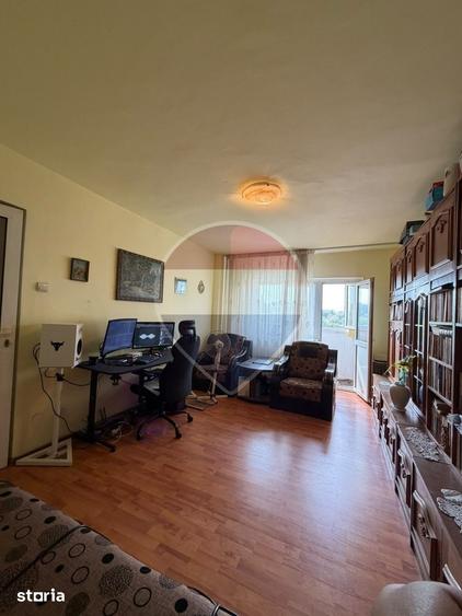 Apartament cu 2 camere decomandat în 1 Mai