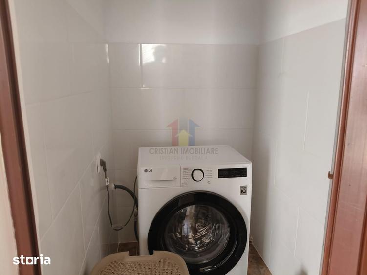 Casă cu 4 camere cu Teren 300 Mp în Central
