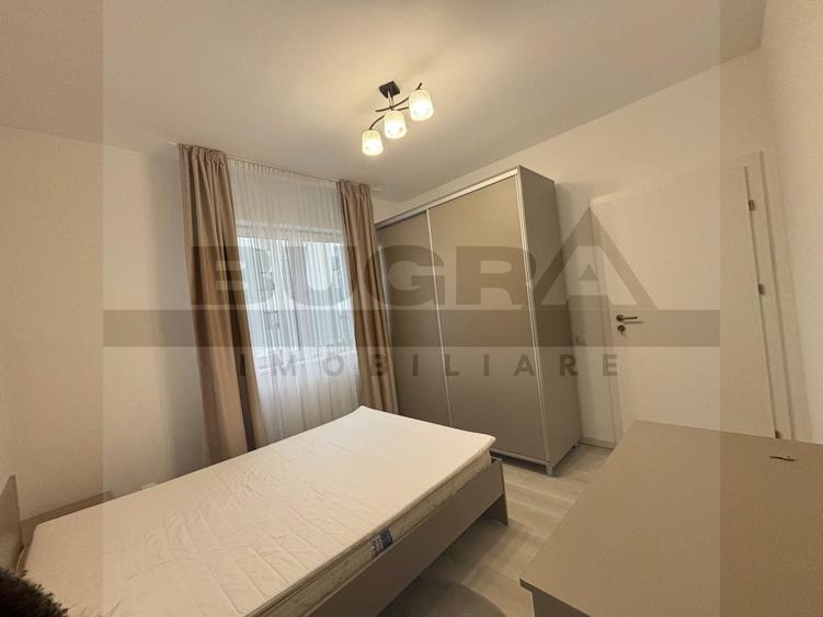 Apartament cu 3 camere semidecomandat, mobilat în Zorilor