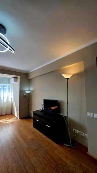 Apartament 3 camere de închiriat – Bulevardul Decebal | 81 mp | Centrală proprie - 2