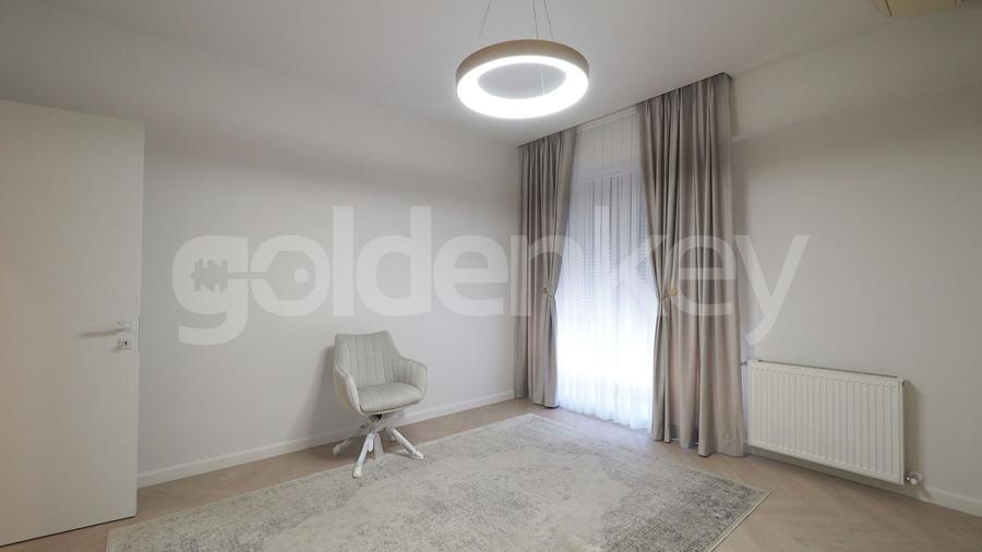 Apartament cu 4 camere decomandat, mobilat în Herăstrău