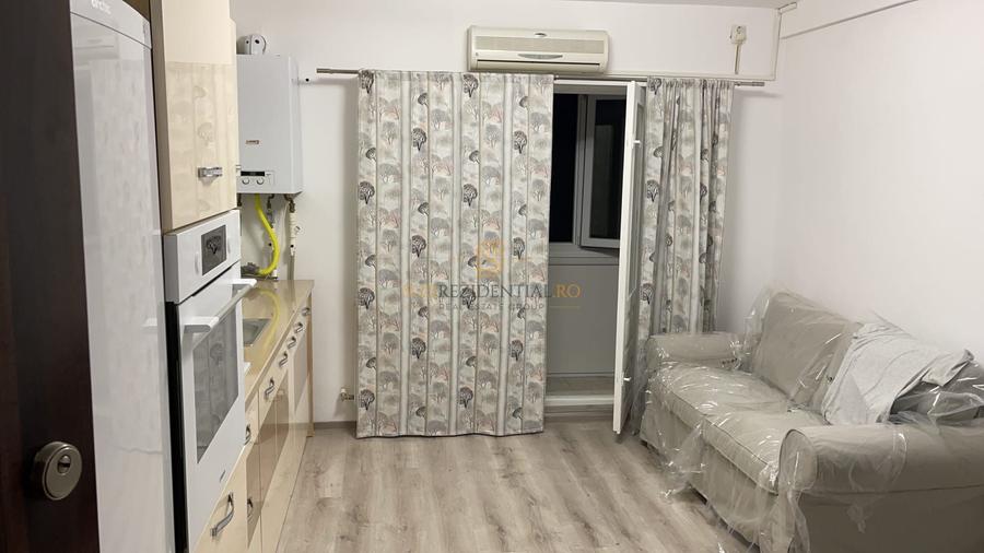 Apartament cu 2 camere semidecomandat, mobilat în Apărătorii Patriei