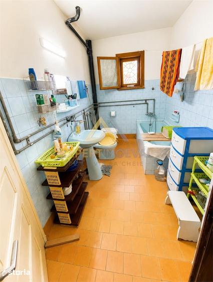 Casă cu 5 camere cu Teren 726 Mp în Copalnic