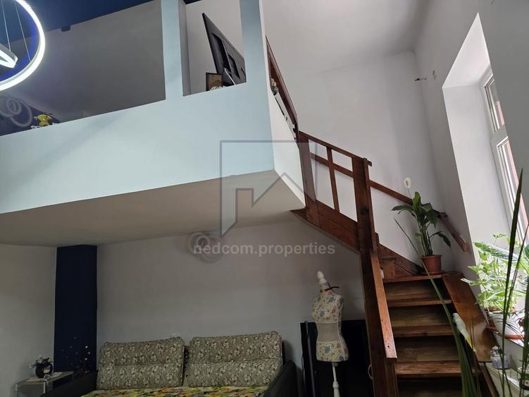 Apartament cu 4 camere decomandat, mobilat în Sebastian