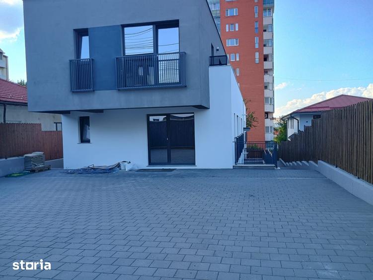 Spațiu comercial, de 500 mp, în Zorilor