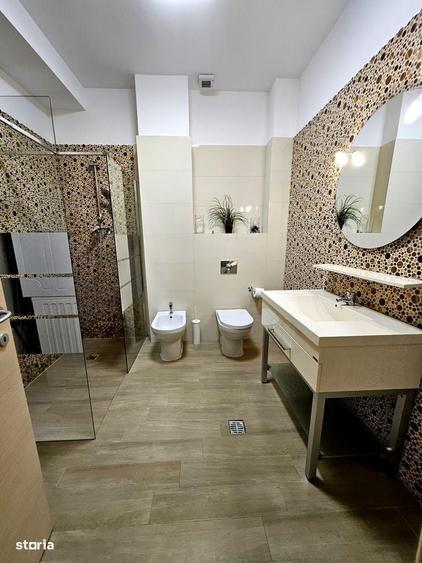 Apartament cu 4 camere în Herăstrău
