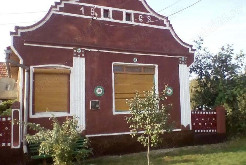 Casă cu 5 camere în Racovița