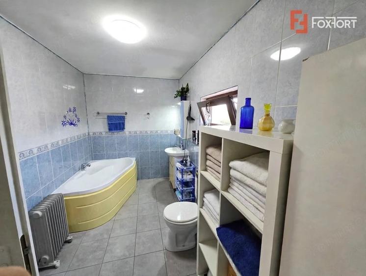 Casă cu 4 camere cu Teren 468 Mp în Central