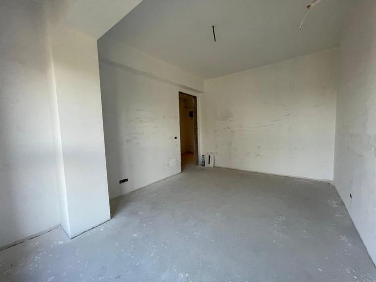 Apartament cu 3 camere decomandat în Bucureștii Noi