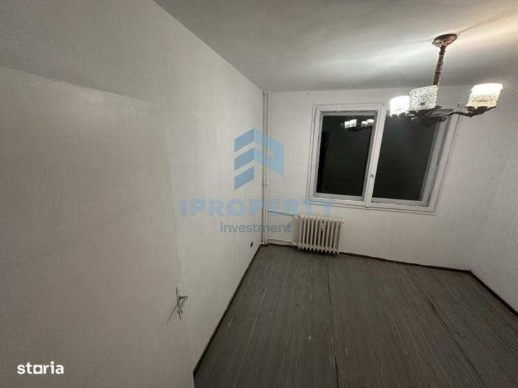 Apartament cu 3 camere semidecomandat în Central