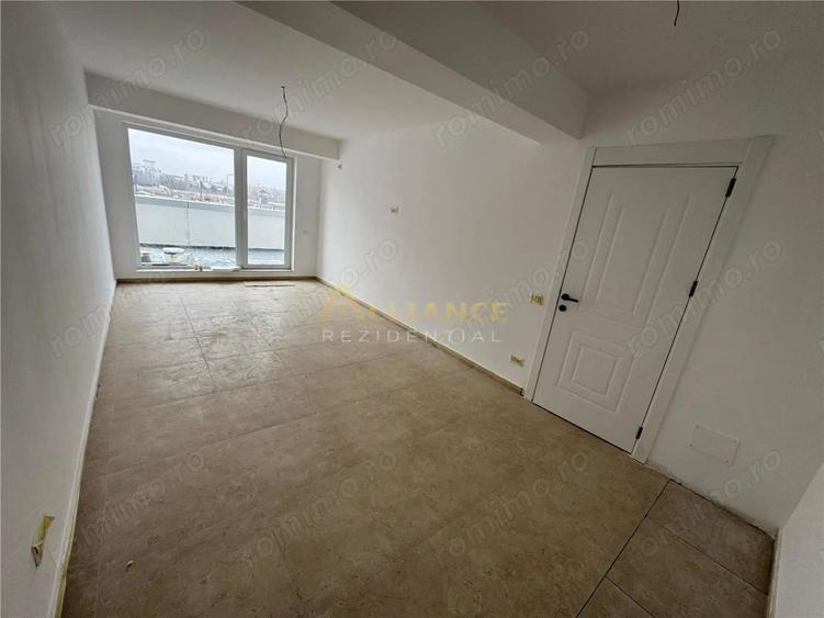 Apartament cu 2 camere decomandat în Metalurgiei