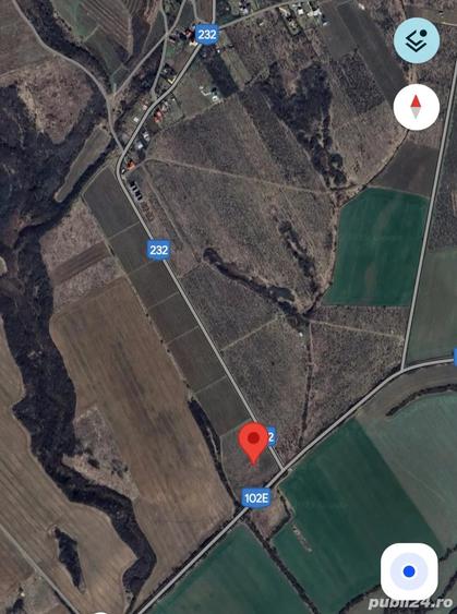Teren de 22000 mp, în Seciu