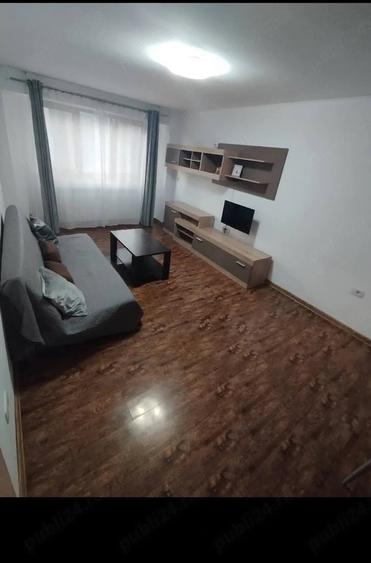 Apartament cu 2 camere decomandat în C5