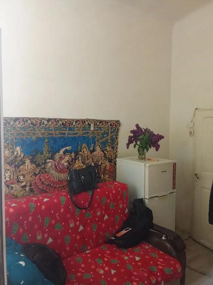 Casă cu 1 camere cu Teren 47 Mp în Central