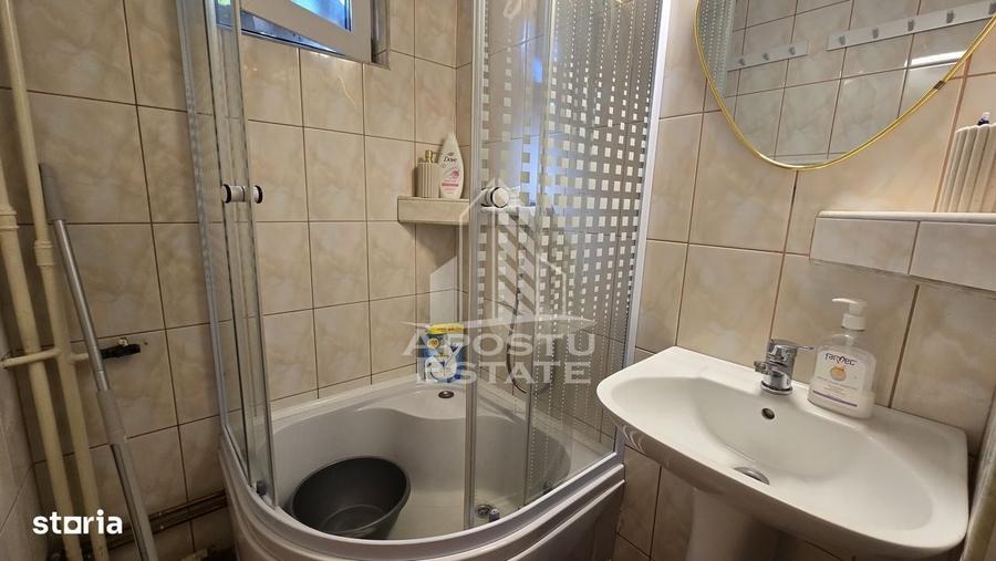 Apartament cu 2 camere, etaj intermediar, centrala proprie, zona Dacia - 3