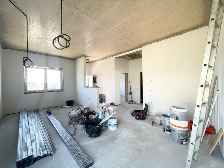 Duplex cu 3 camere cu Canalizare în Moșnița Nouă