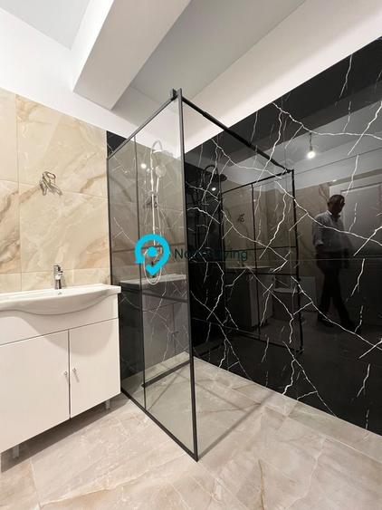 Duplex cu 4 camere cu Canalizare în Domnești