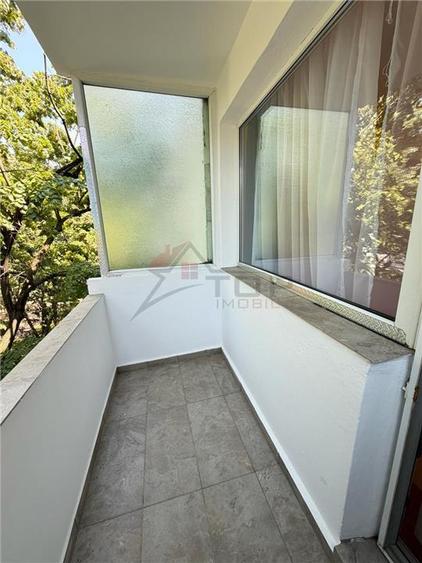 Apartament 3 camere semidecomandat, Podu Ros - Titu Maiorescu - 8