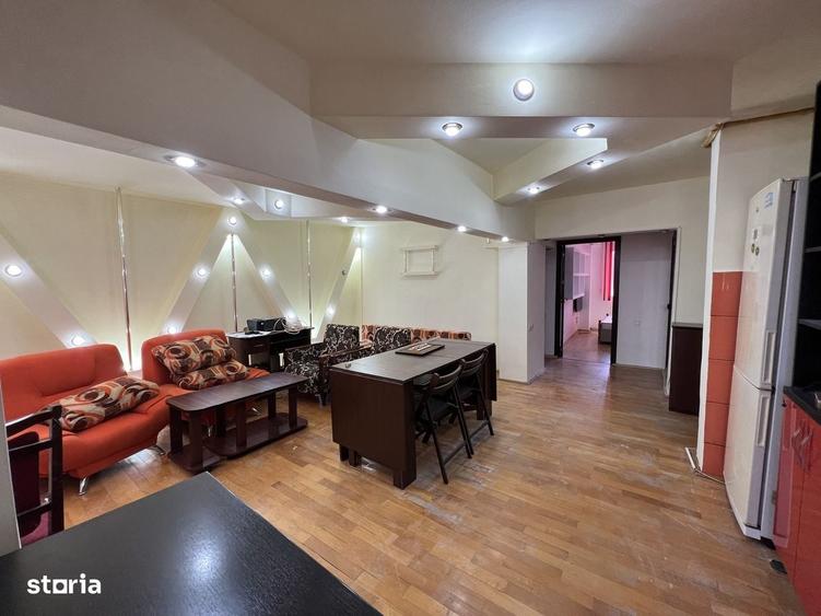 Apartament cu 3 camere decomandat în Central