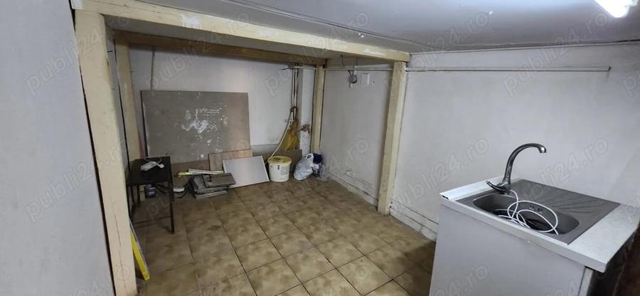 Spațiu comercial, de 94 mp, în Bejan