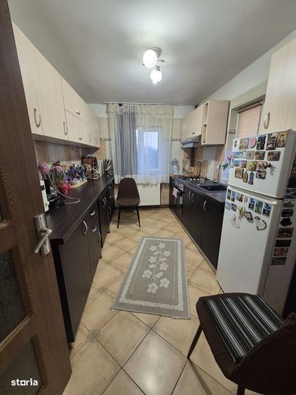 Casă cu 4 camere în Valea Călugărească