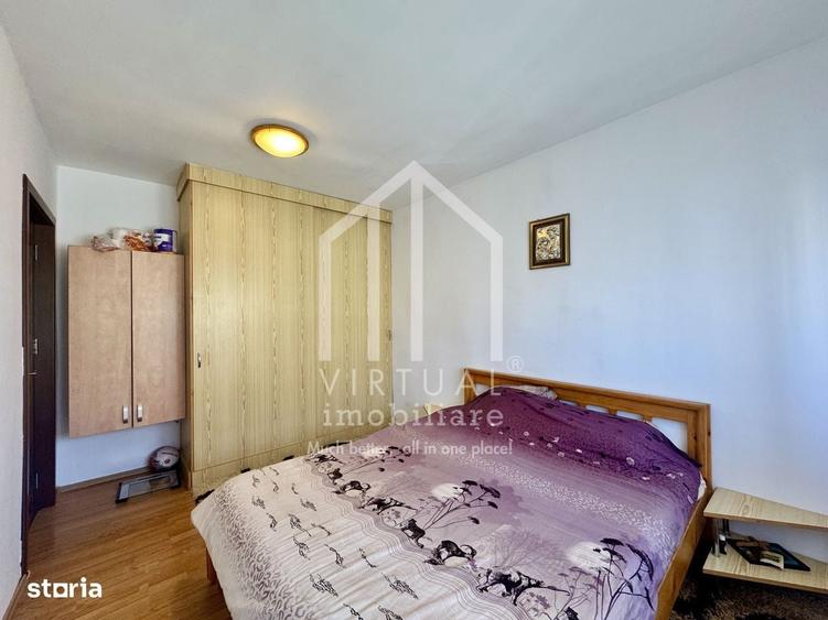 Apartament cu 4 camere decomandat în Est