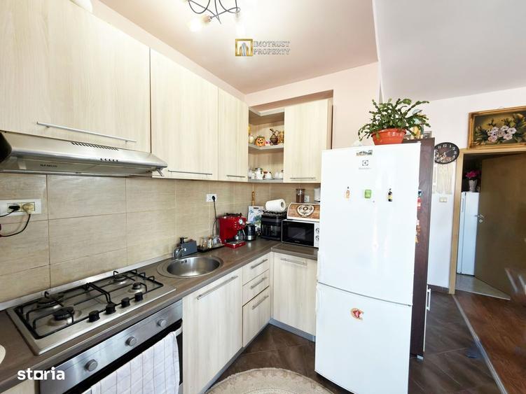 Apartament cu 2 camere, mobilat în Pârneava