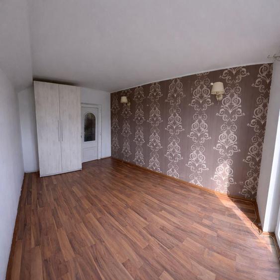 Casă individuală cu 2 camere cu Canalizare în Hidișelu de Sus