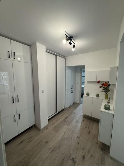 Apartament cu 2 camere decomandat în Iosia