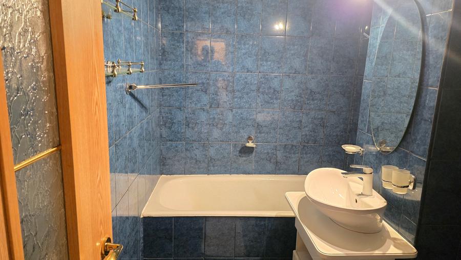 Apartament cu 3 camere decomandat în Ultracentral