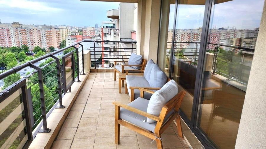 Apartament cu 4 camere decomandat, mobilat în Floreasca