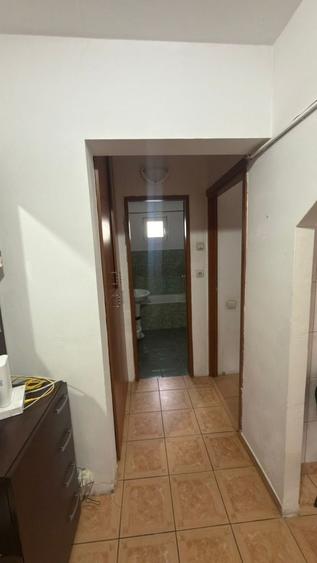 Apartament cu 2 camere decomandat în Vest