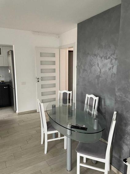 Apartament cu 3 camere decomandat în Nufărul
