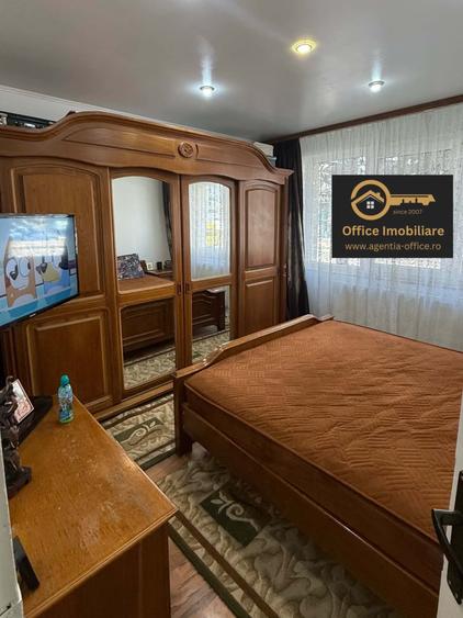 Apartament cu 4 camere decomandat în Vasile Alecsandri
