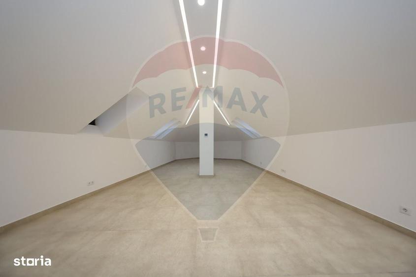 Spațiu comercial, de 260 mp, în Central