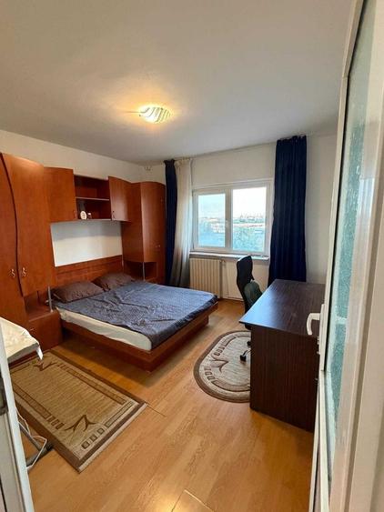 Apartament cu 3 camere decomandat în Brătianu