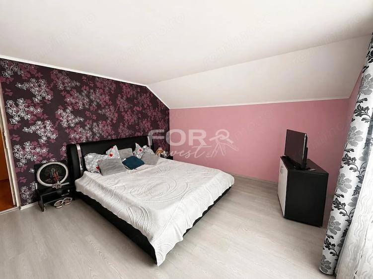 Casă cu 5 camere cu Teren 880 Mp în Oncea