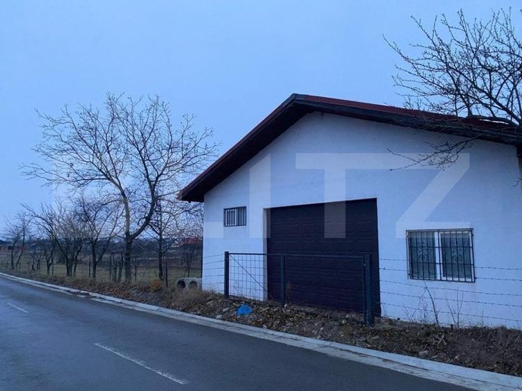 Casă individuală cu 7 camere cu Teren 1700 Mp în Horodnic