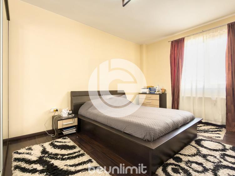 Apartament cu 3 camere semidecomandat, mobilat în Turnișor