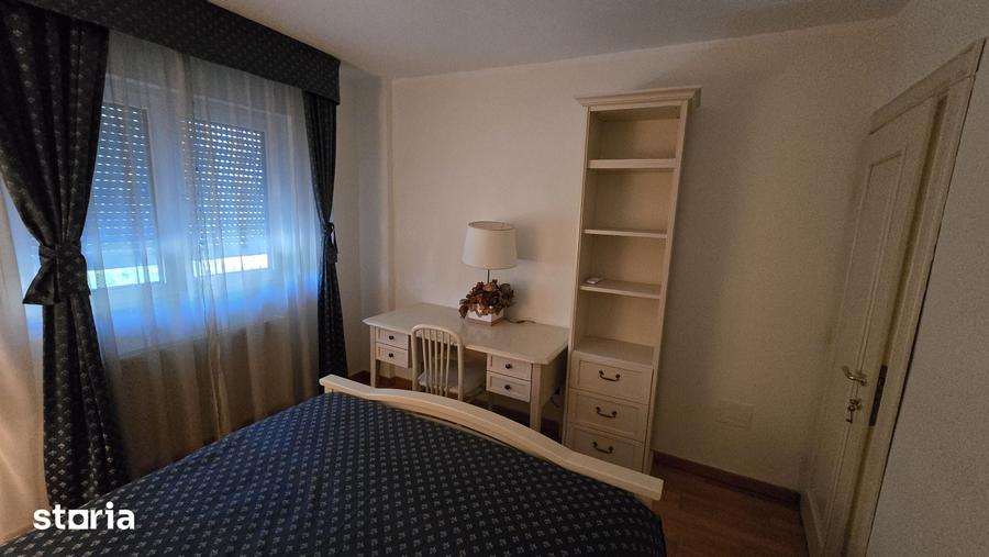 Apartament cu 4 camere în Central