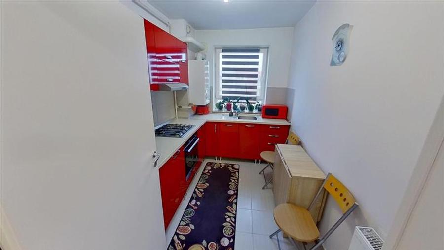 Apartament cu 2 camere decomandat în Avantgarden